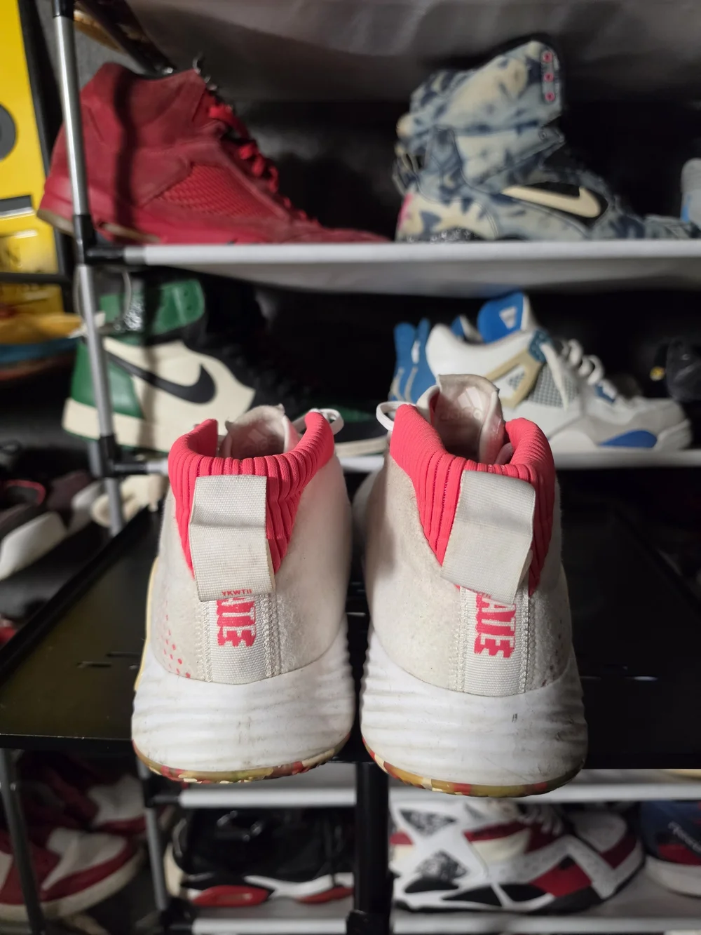 🔥 adidas Men's Size 12.5 Dame 5 High-Top Athletic Sneakers in White Pink